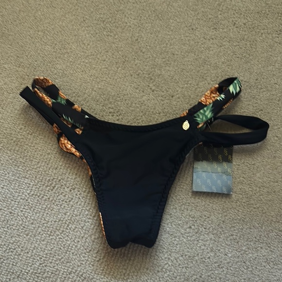 Ravish sands reversible pineapple Bikini Bottom - Picture 1 of 5